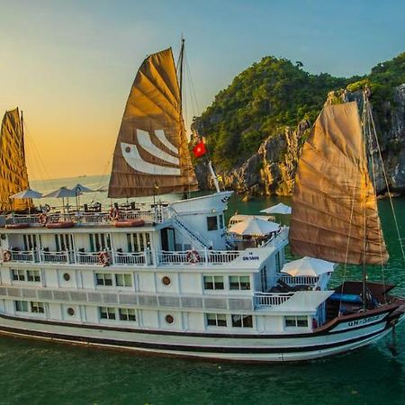 Bhaya Classic Cruises ها لونغ المظهر الخارجي الصورة